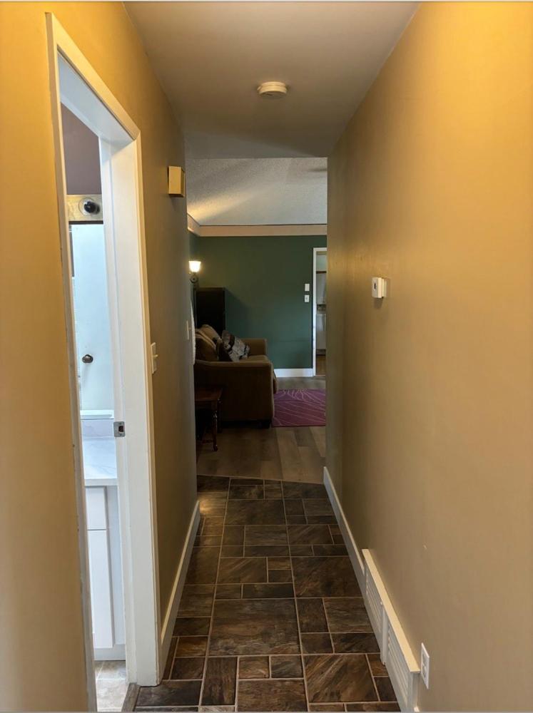 Cozy Retreat On Sandpiper Court - Room H With Share Bathroom Richmond Exterior foto