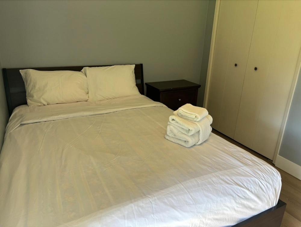 Cozy Retreat On Sandpiper Court - Room H With Share Bathroom Richmond Exterior foto