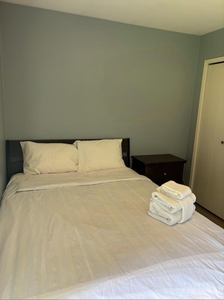 Cozy Retreat On Sandpiper Court - Room H With Share Bathroom Richmond Exterior foto